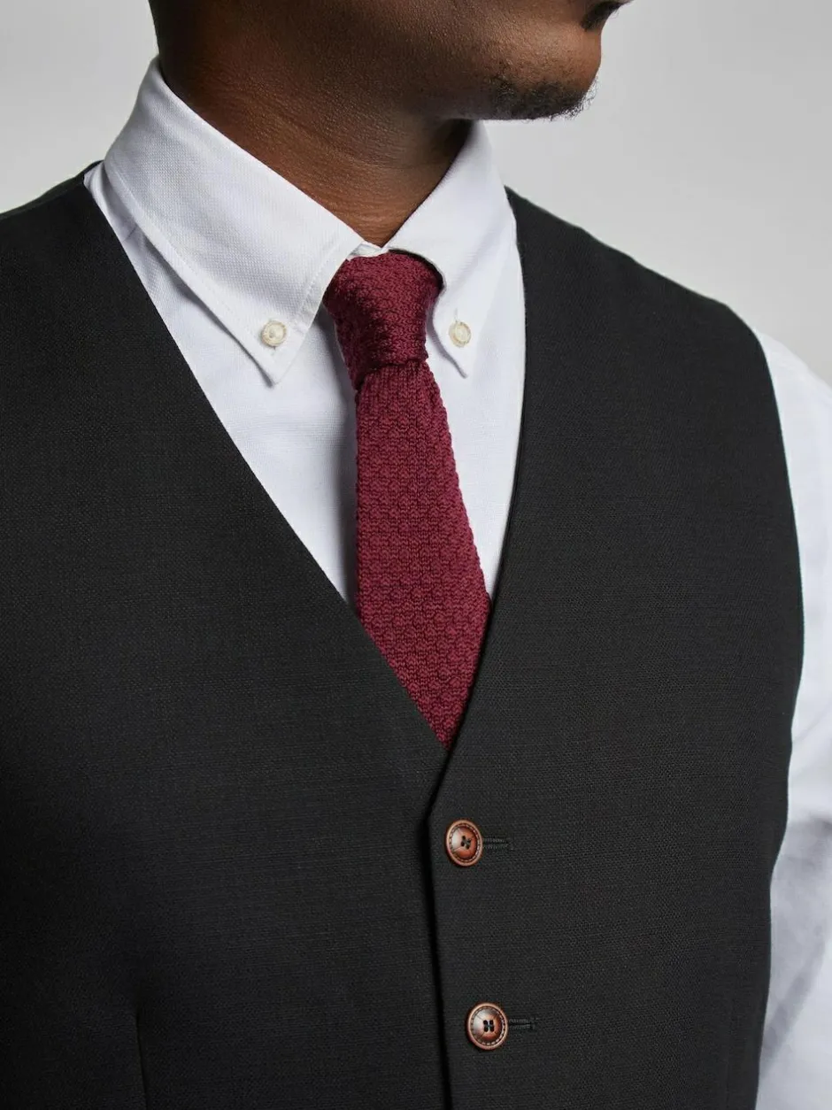 Antique Rogue Black Blake Texture Waistcoat Sale