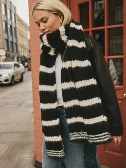 Next Knitted Wool Blend Striped Scarf Black/White New