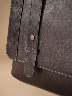 Next Brown Signature Messenger Outlet