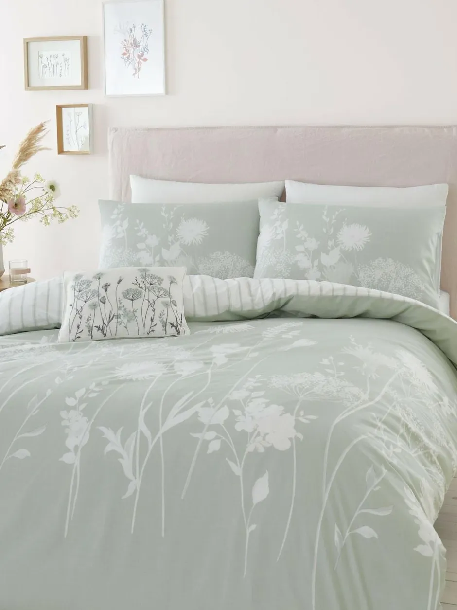 Catherine Lansfield Green/White Meadowsweet Floral Reversible Duvet Cover Set Outlet