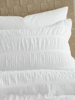 Catherine Lansfield Seersucker Easy Care Duvet Cover Set White