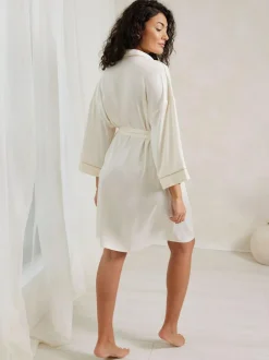 Chelsea Peers White Satin Lace Trim Robe Dressing Gown Clearance