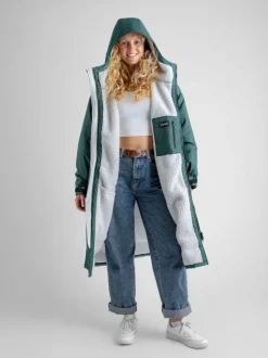 dryrobe Green Advance Adult Long Sleeve Changing Robe Clearance
