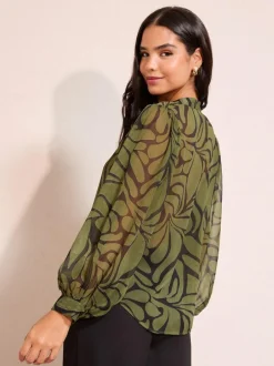 Friends Like These Green Floral Print Collarless Long Sleeve Chiffon Blouse Outlet