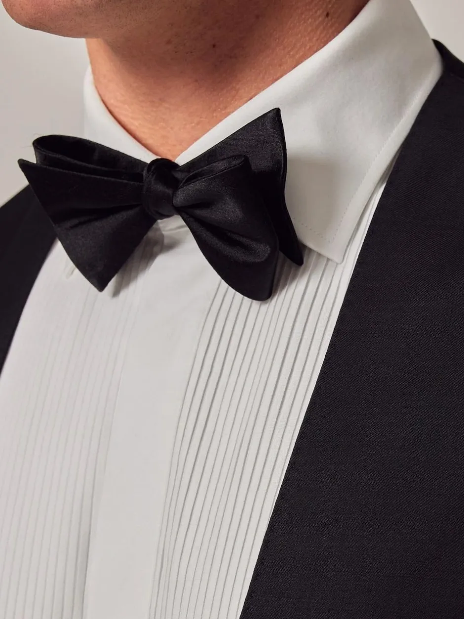 Hawes & Curtis Slim Dinner Black Waistcoat Online
