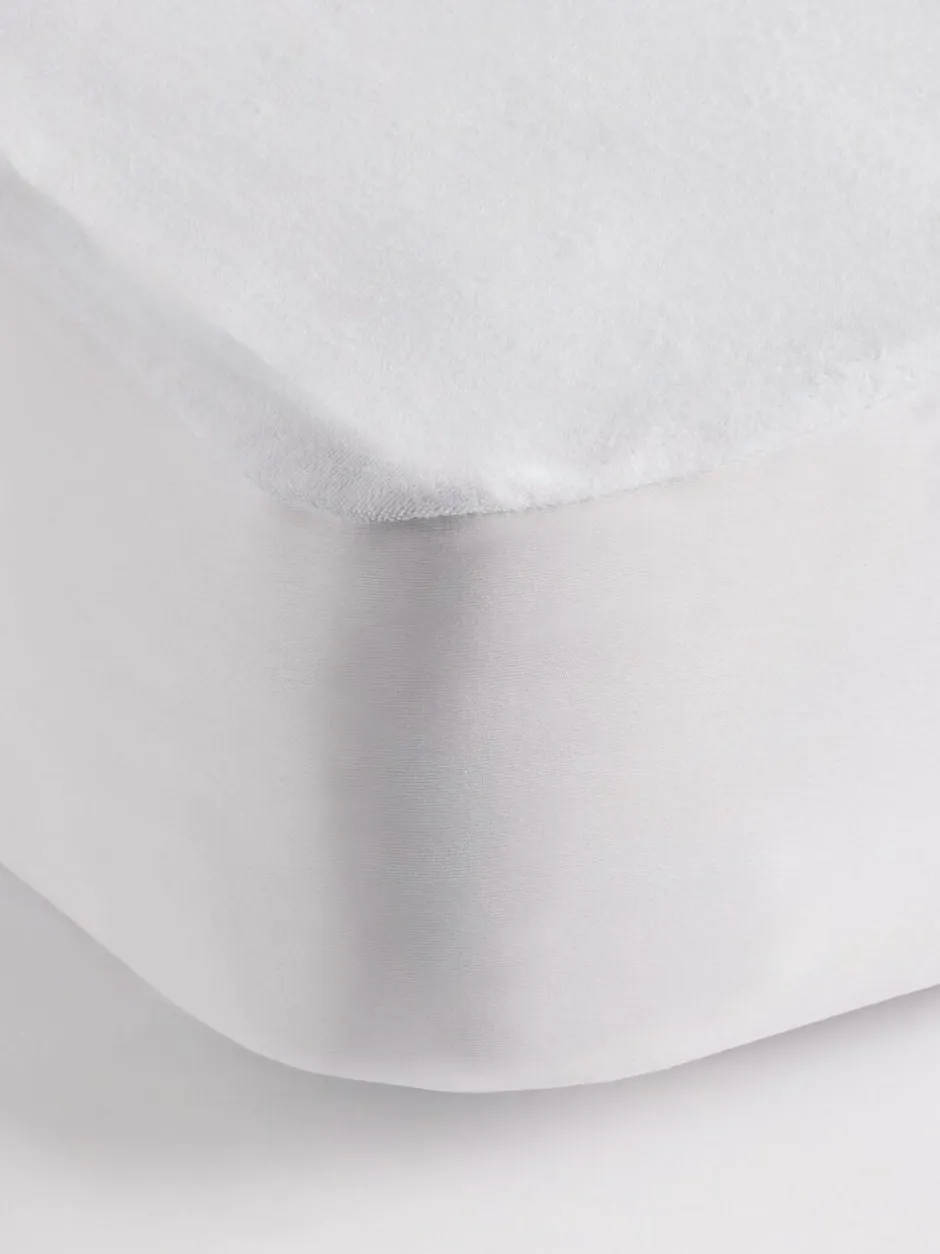 Next Kids Waterproof Regular Mattress Protector Clearance