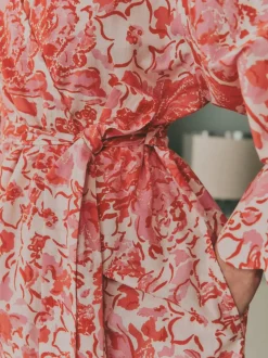 Laura Ashley Pink Peony Cotton Scalloped Woven Robe Outlet
