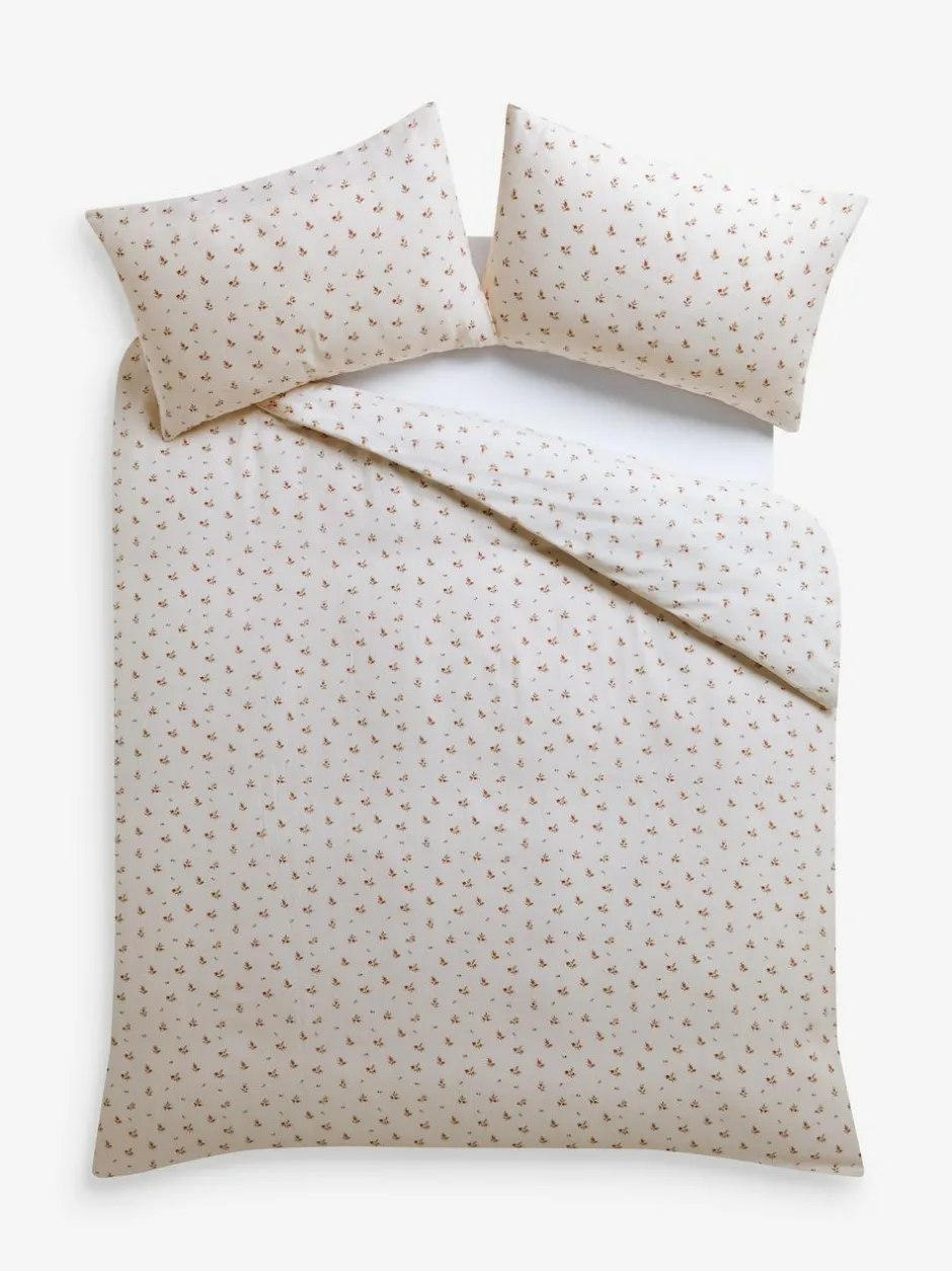 Laura Ashley Red Aylesmore Cotton Gauze Duvet Cover and Pillowcase Set Clearance