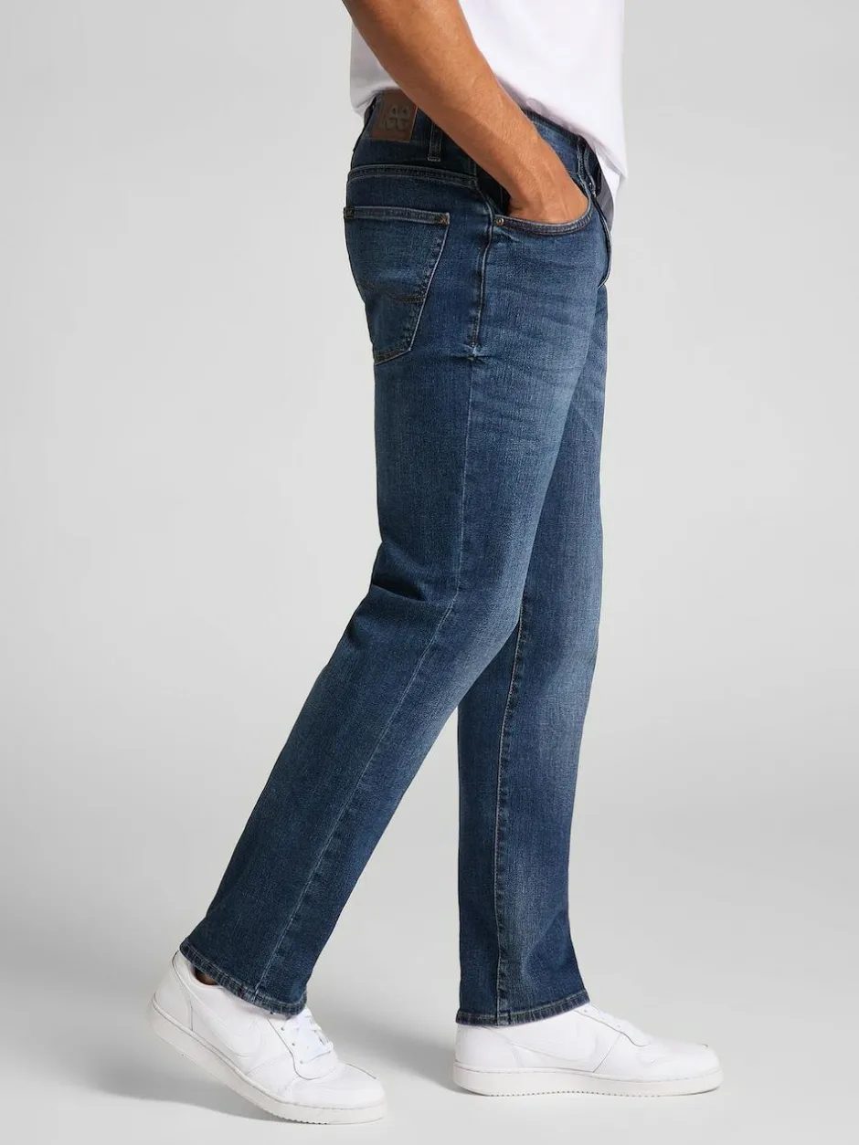 Lee Straight Fit Extreme Motion Jeans Maddox Online