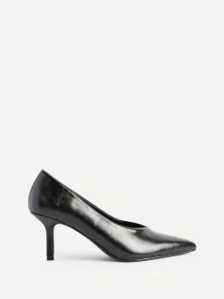 Linzi Bellamy V-Shaped Closed Toe Court Heels Black Discount