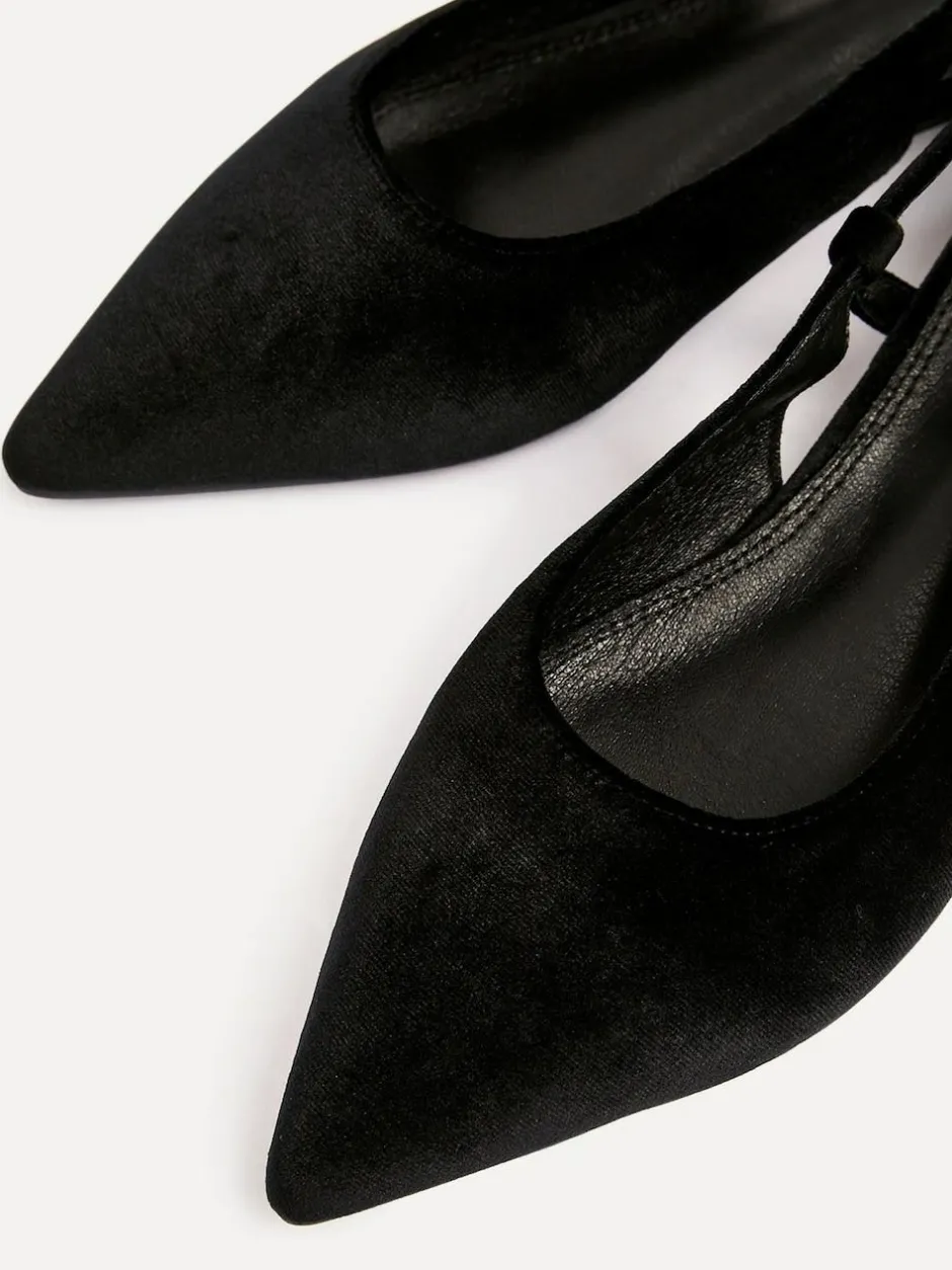 Linzi Clasica Low Heeled Slingback Courts Black Hot
