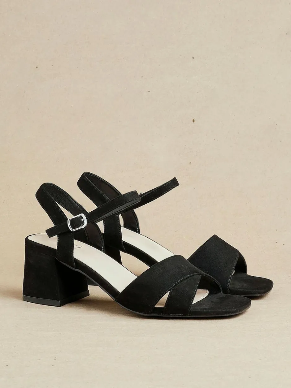 Linzi Vivian Wide Fit Heeled Sandals With Crossover Front Strap Black New