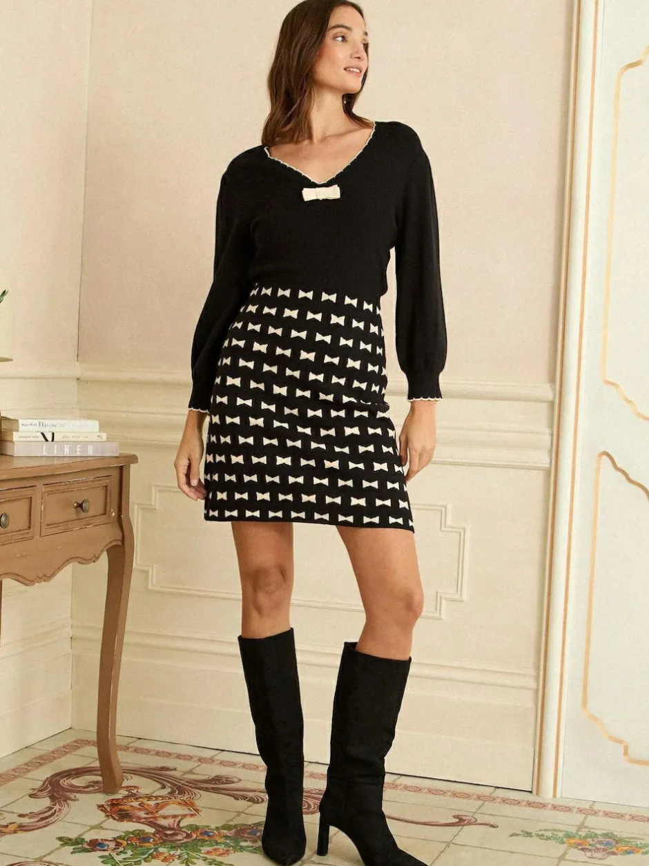 Love & Roses Black Bow Print V-Neck Knitted Mini Dress New