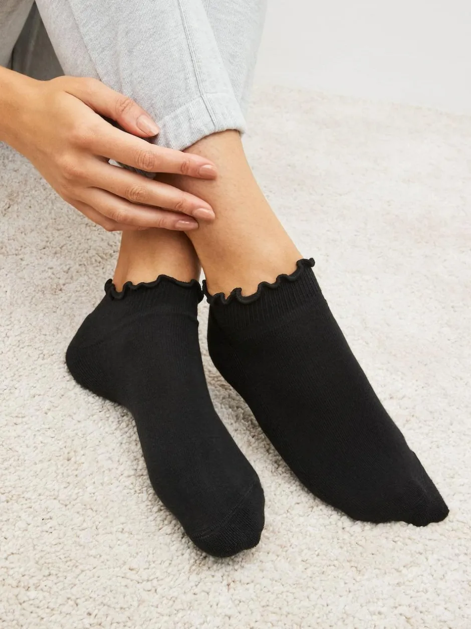 Next Monochrome Frill Top Cushion Sole Trainer Socks 4 Pack Sale