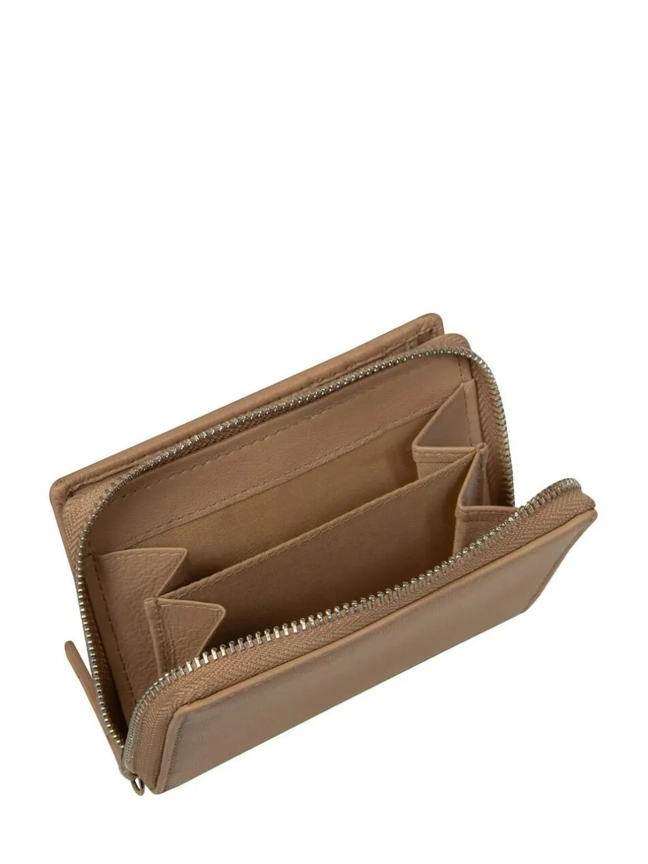 Pure Luxuries London 'Leah' Leather Purse Natural Sale