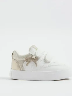 River Island White Girls Bow Charm Trainers New