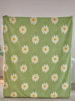 Next Sage Green Daisy Borg Fleece Throw Hot