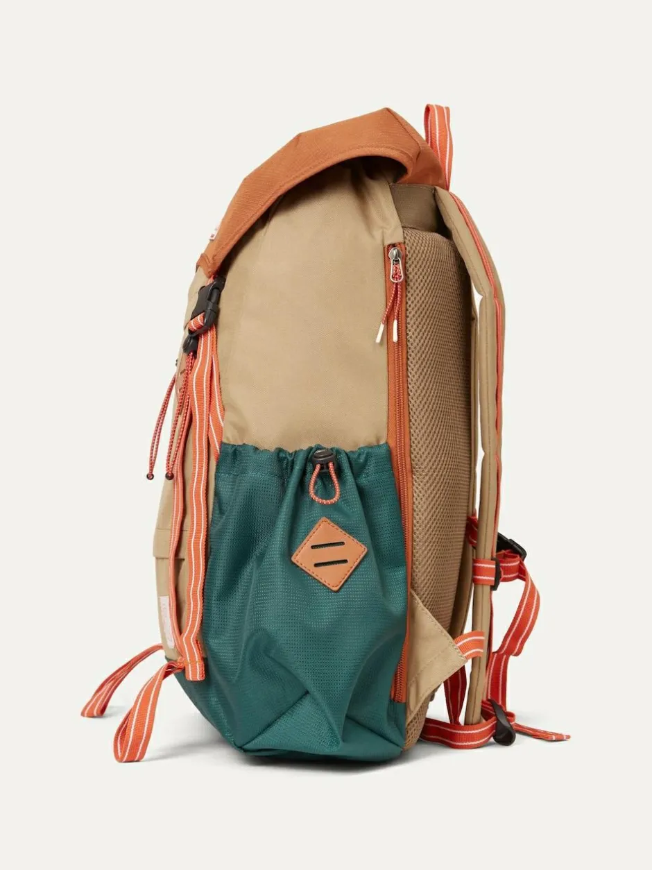 Sealskinz Buckenham Hiking Brown Rucksack New