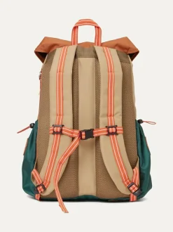 Sealskinz Buckenham Hiking Brown Rucksack New