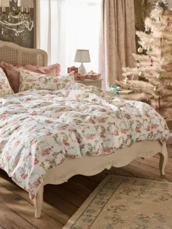 Shabby Chic by Rachel Ashwell® Duvet Cover and Pillowcase Set Twinkle Wreath Clearance