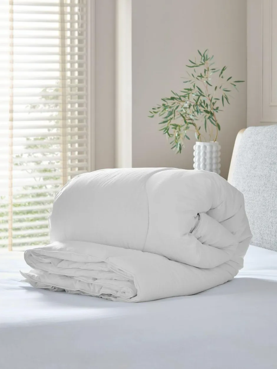 Next Temperature Regulating 13.5 Tog All Season Duvet Outlet