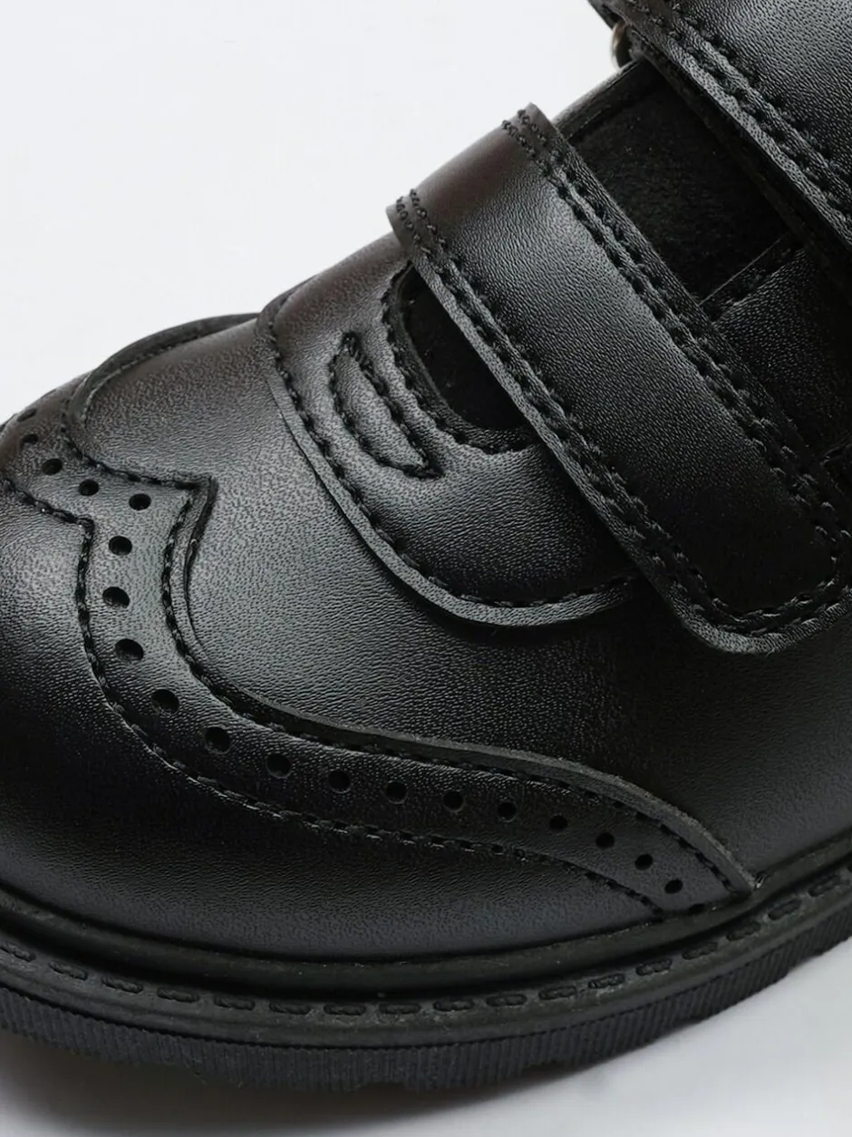 Toezone Theo Boys School Shoes Outlet