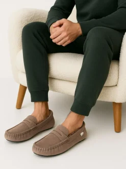 Totes Isotoner Mens Suede Moccasin With Water Repellency Cream New