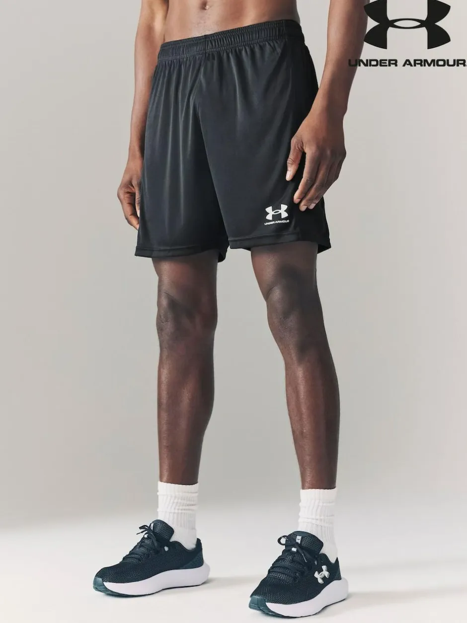 Under Armour Challenger Knit Shorts Black/White Clearance