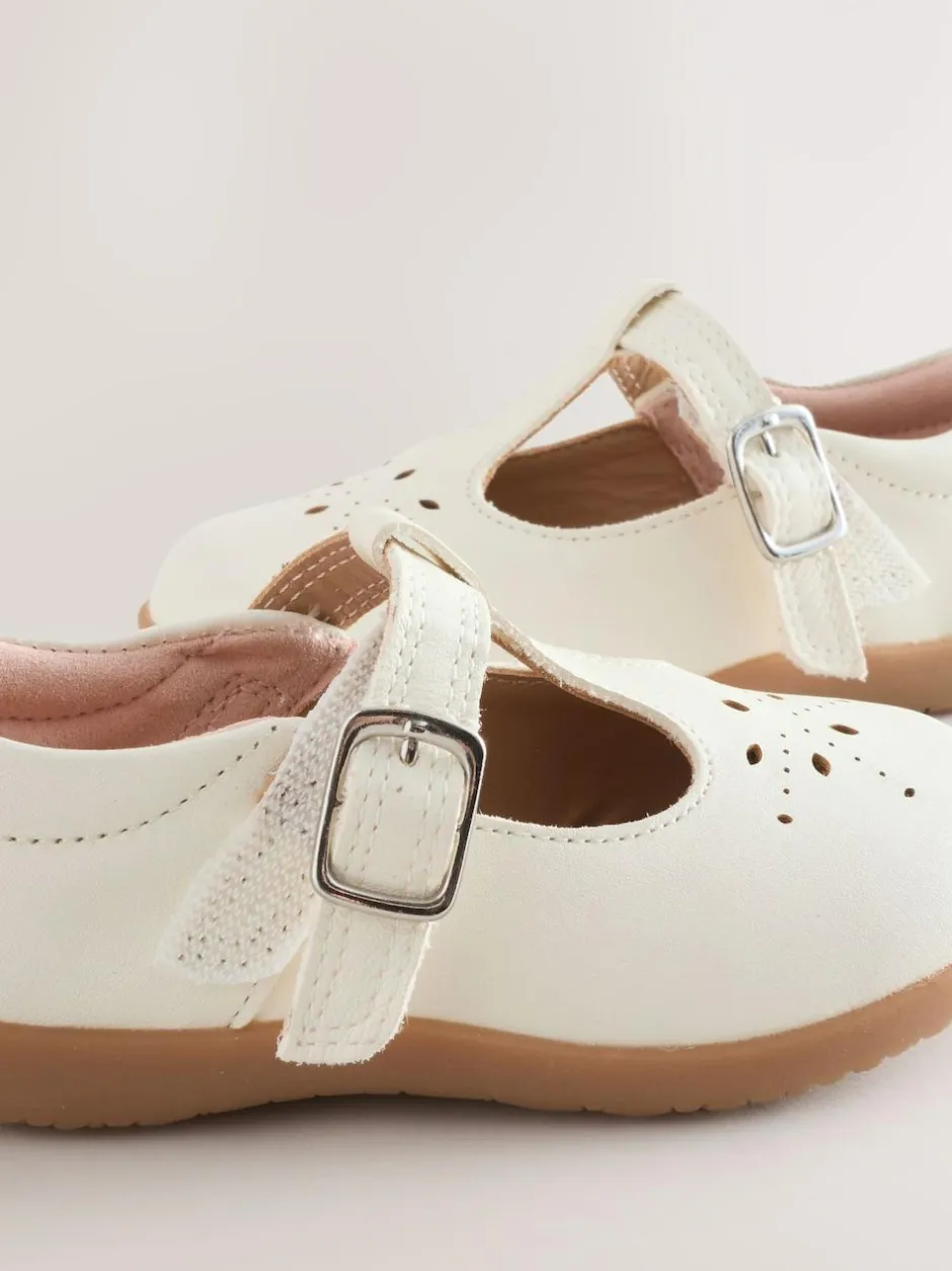 Next Standard Fit (F) First Walker T-Bar Touch Fastening Shoes White Leather Hot