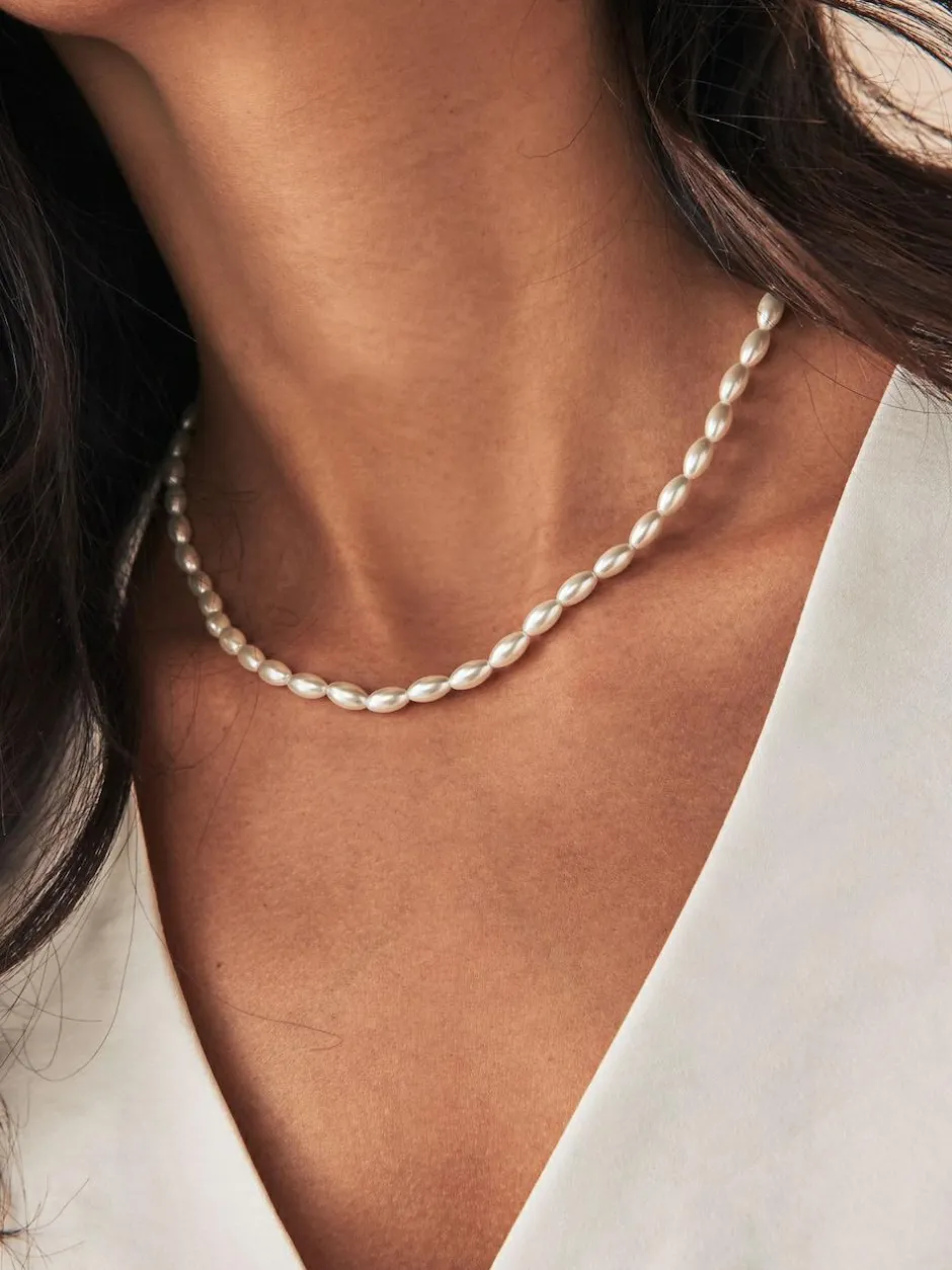 Next White Pearl Effect Short Necklace Hot